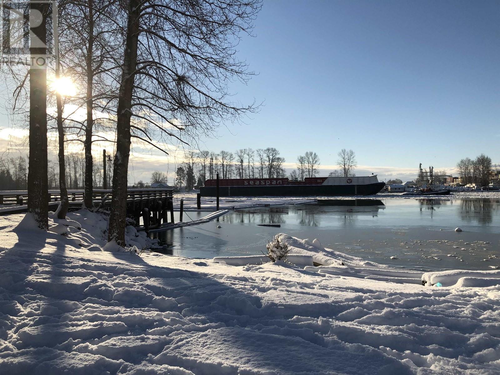 Listing Picture 28 of 35 : 207 3038 E KENT AVENUE SOUTH, Vancouver / 溫哥華 - 魯藝地產 Yvonne Lu Group - MLS Medallion Club Member