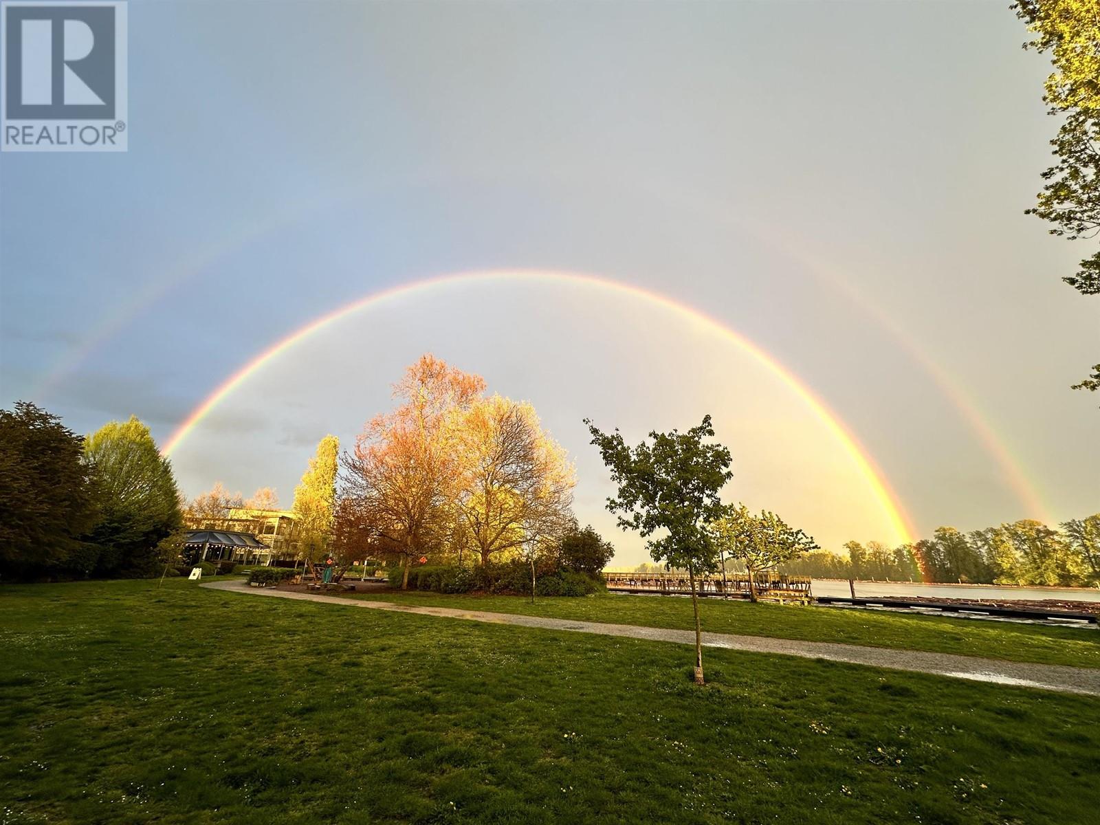 Listing Picture 27 of 35 : 207 3038 E KENT AVENUE SOUTH, Vancouver / 溫哥華 - 魯藝地產 Yvonne Lu Group - MLS Medallion Club Member