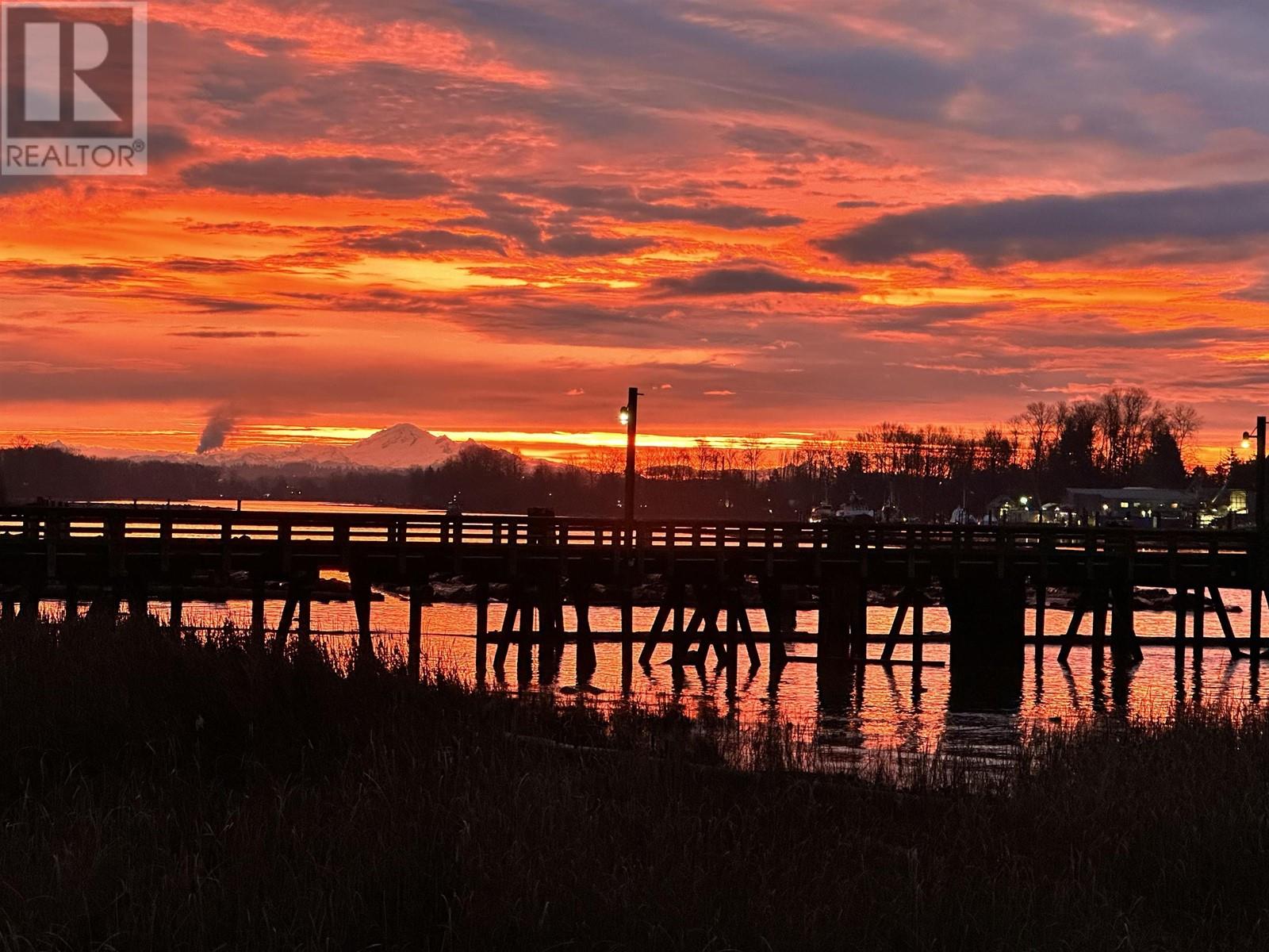 Listing Picture 26 of 35 : 207 3038 E KENT AVENUE SOUTH, Vancouver / 溫哥華 - 魯藝地產 Yvonne Lu Group - MLS Medallion Club Member