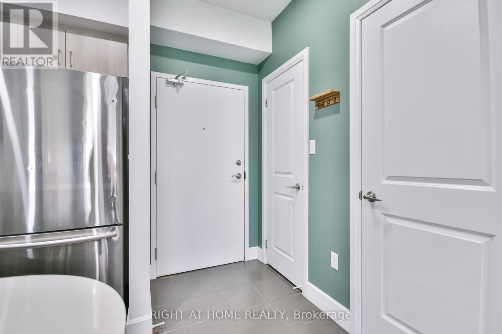 213 - 302 Essa Road, Barrie, Ontario  L9J 0H3 - Photo 22 - S12157742