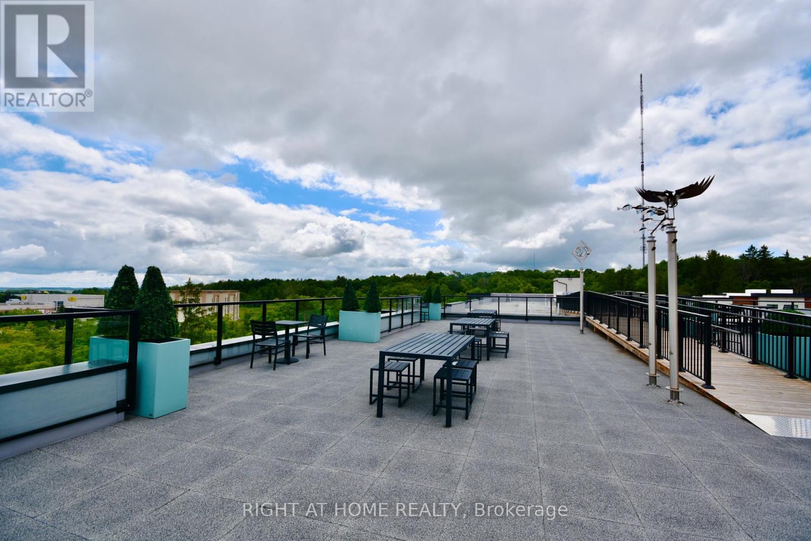 213 - 302 Essa Road, Barrie, Ontario  L9J 0H3 - Photo 36 - S12157742