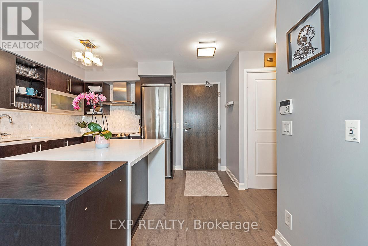 505 - 1 Michael Power Place, Toronto, Ontario  M9A 0A1 - Photo 5 - W12157736