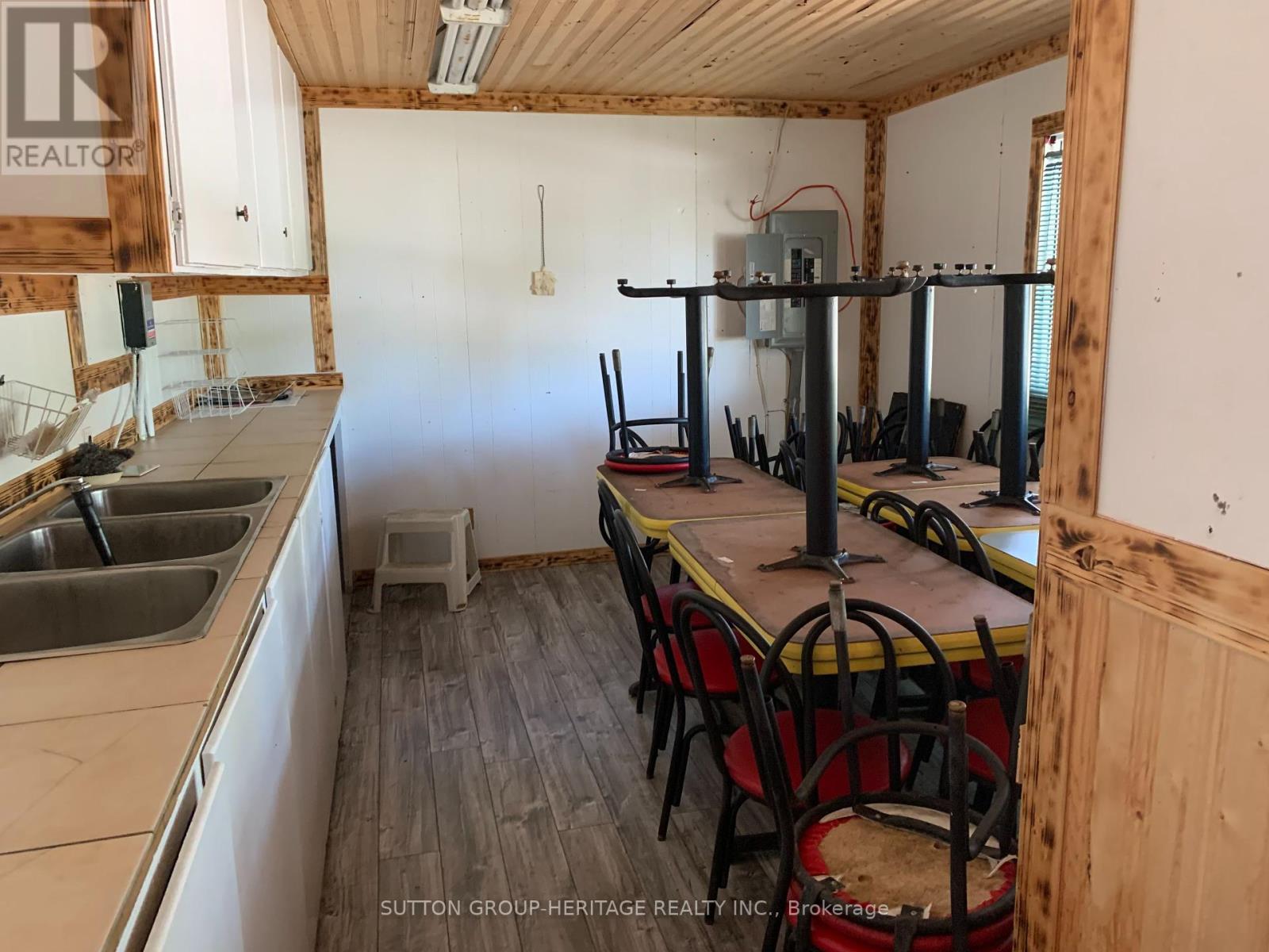 22363 Hwy 41 Highway, Addington Highlands, Ontario  K0H 1L0 - Photo 5 - X12157735