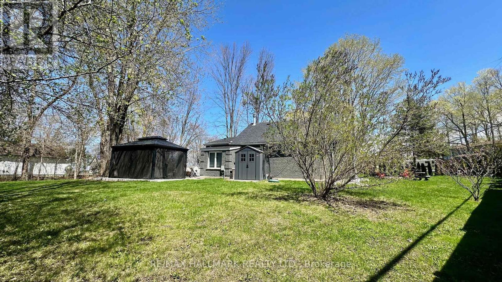 6 Port Street, Georgina, Ontario  L0E 1N0 - Photo 34 - N12133188