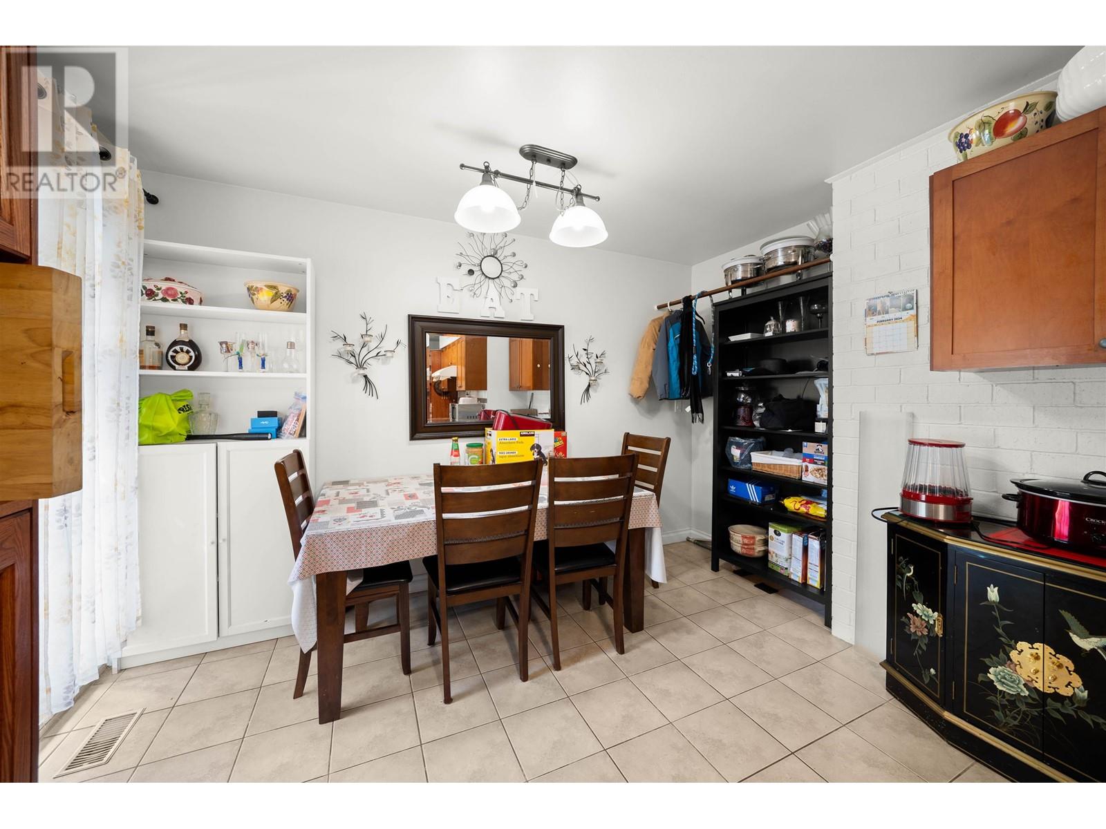 9771 Pinewell Crescent, Richmond, British Columbia  V7A 2C7 - Photo 4 - R3004165