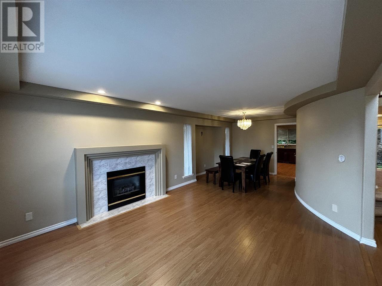 1605 Salal Crescent, Coquitlam, British Columbia  V3E 2Y3 - Photo 4 - R3004152