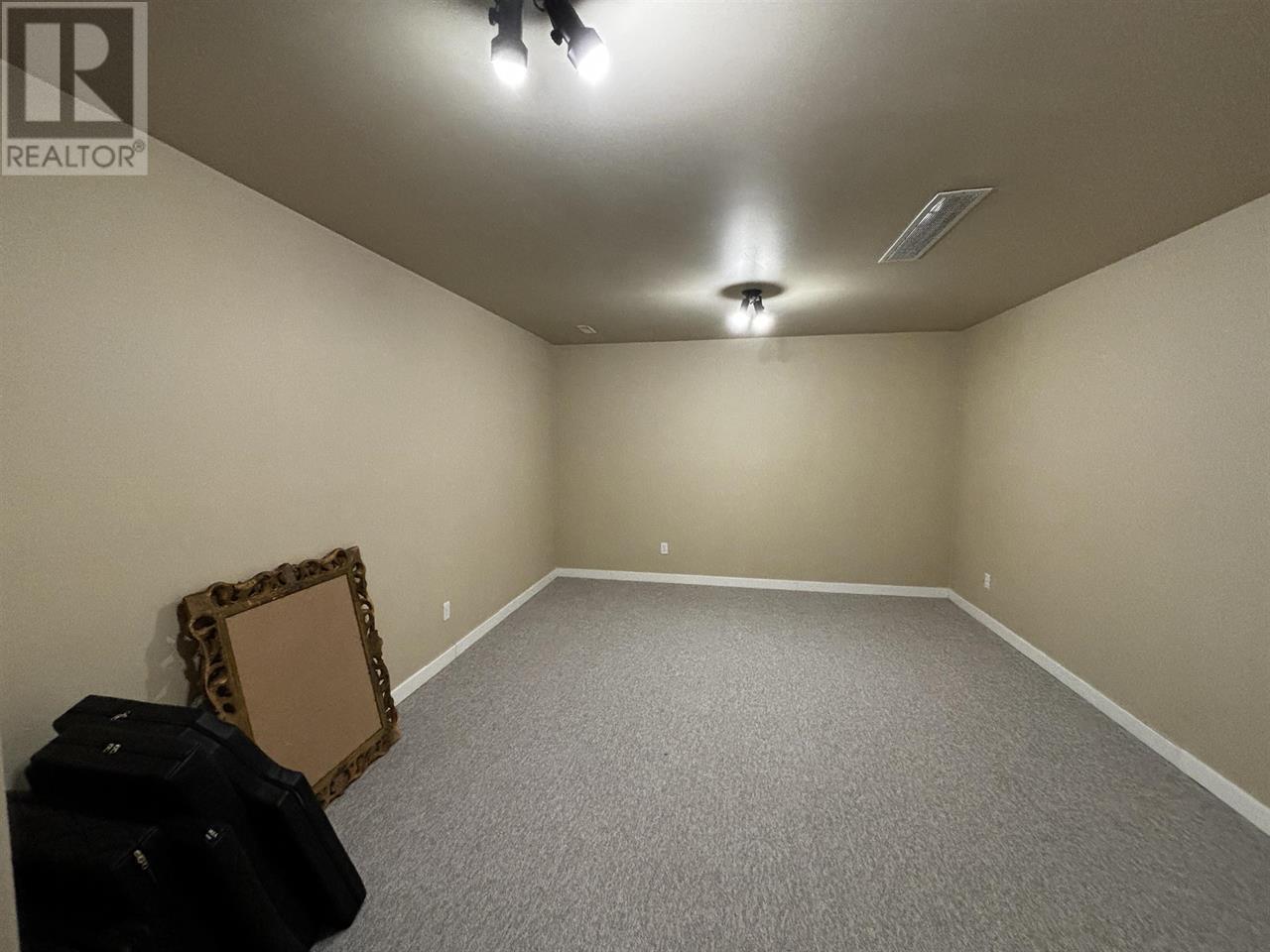 1605 Salal Crescent, Coquitlam, British Columbia  V3E 2Y3 - Photo 26 - R3004152