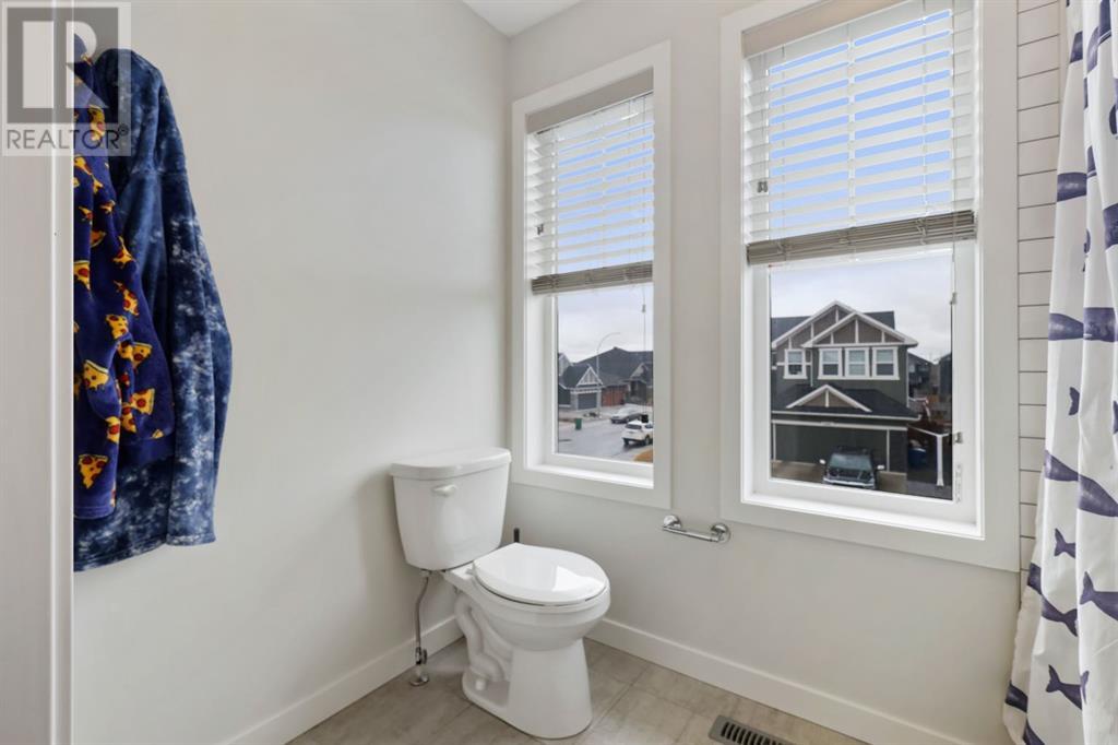 2056 Ravensdun Crescent Se, Airdrie, Alberta  T4A 3K2 - Photo 33 - A2208127