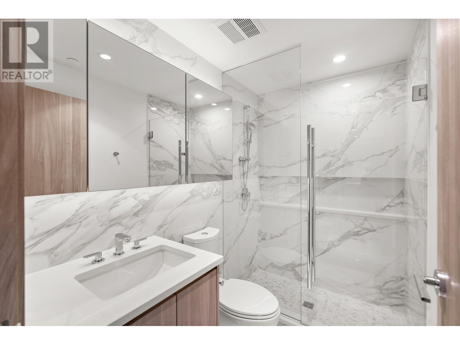 611 8611 Hazelbridge Way, Richmond, British Columbia  V6X 0W8 - Photo 17 - R3003395