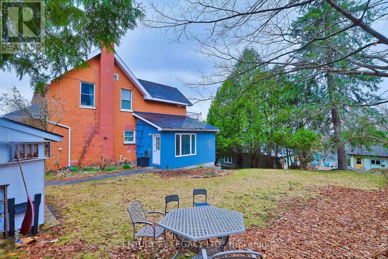 23 Lansdowne Street W, Huntsville, Ontario  P1H 1W1 - Photo 5 - X12151844