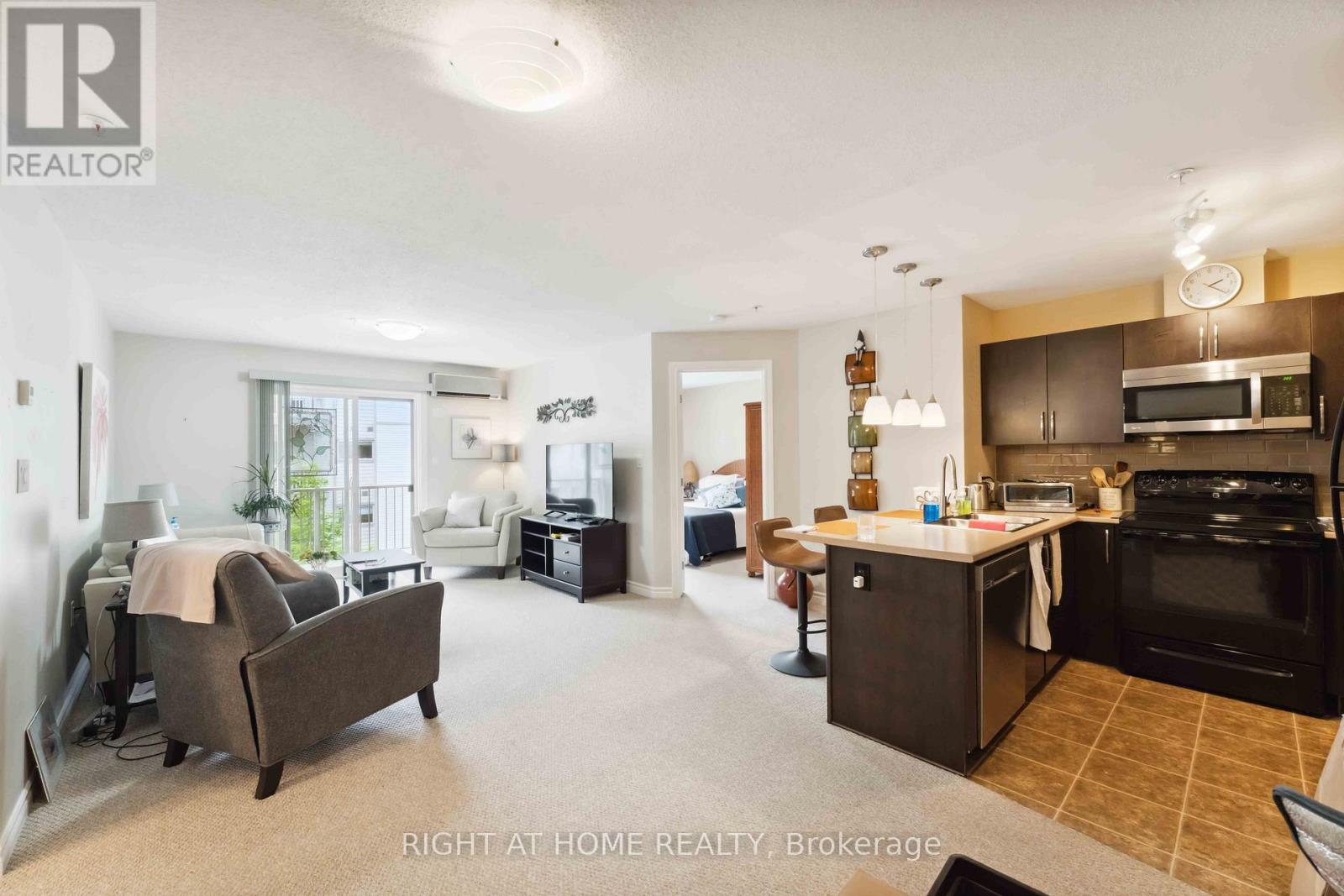 305 - 141 Potts Private, Ottawa, Ontario  K4A 0X9 - Photo 7 - X12157774