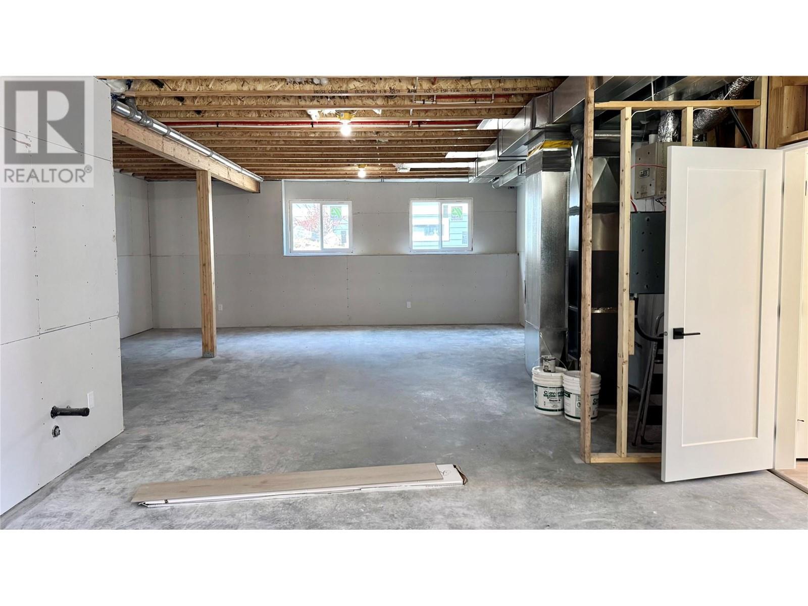1225 Montgomery Place, Chase, BC V0E1M0
