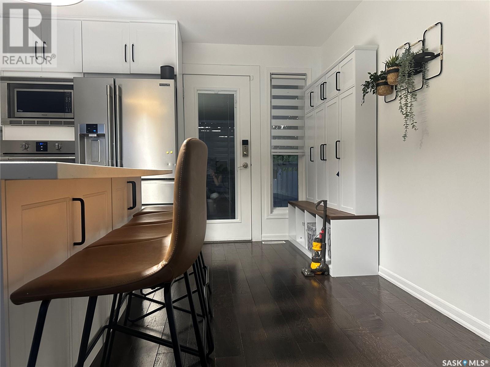 Property at 1484 Mather CRESCENT image 3