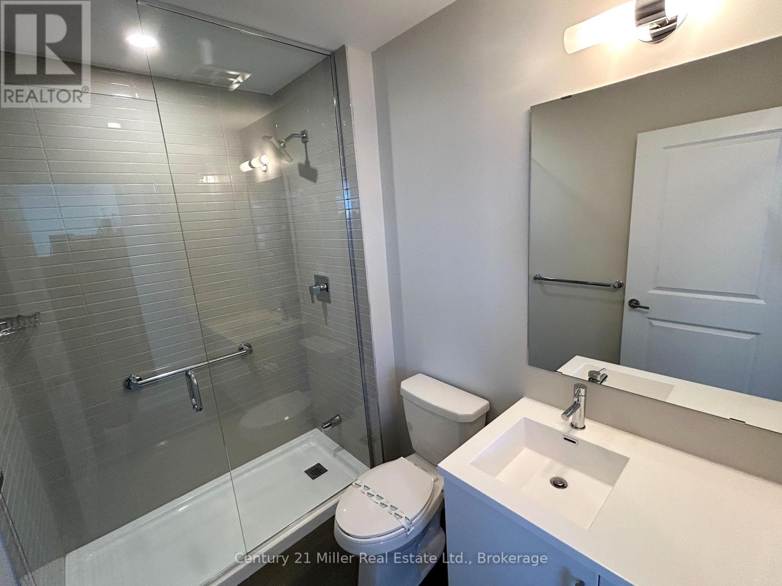 323 - 3220 William Coltson Avenue, Oakville, Ontario  L6H 7X9 - Photo 8 - W12123550