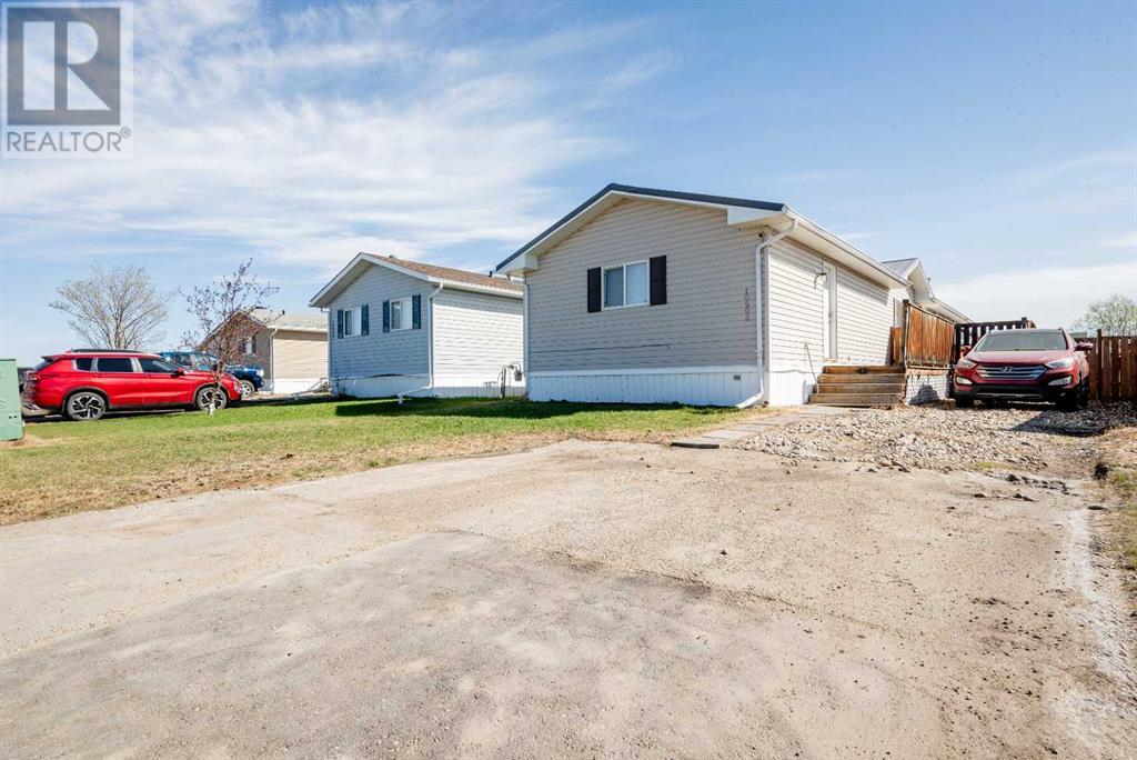 10905 96a Street, Clairmont, Alberta  T0H 0W3 - Photo 2 - A2218586