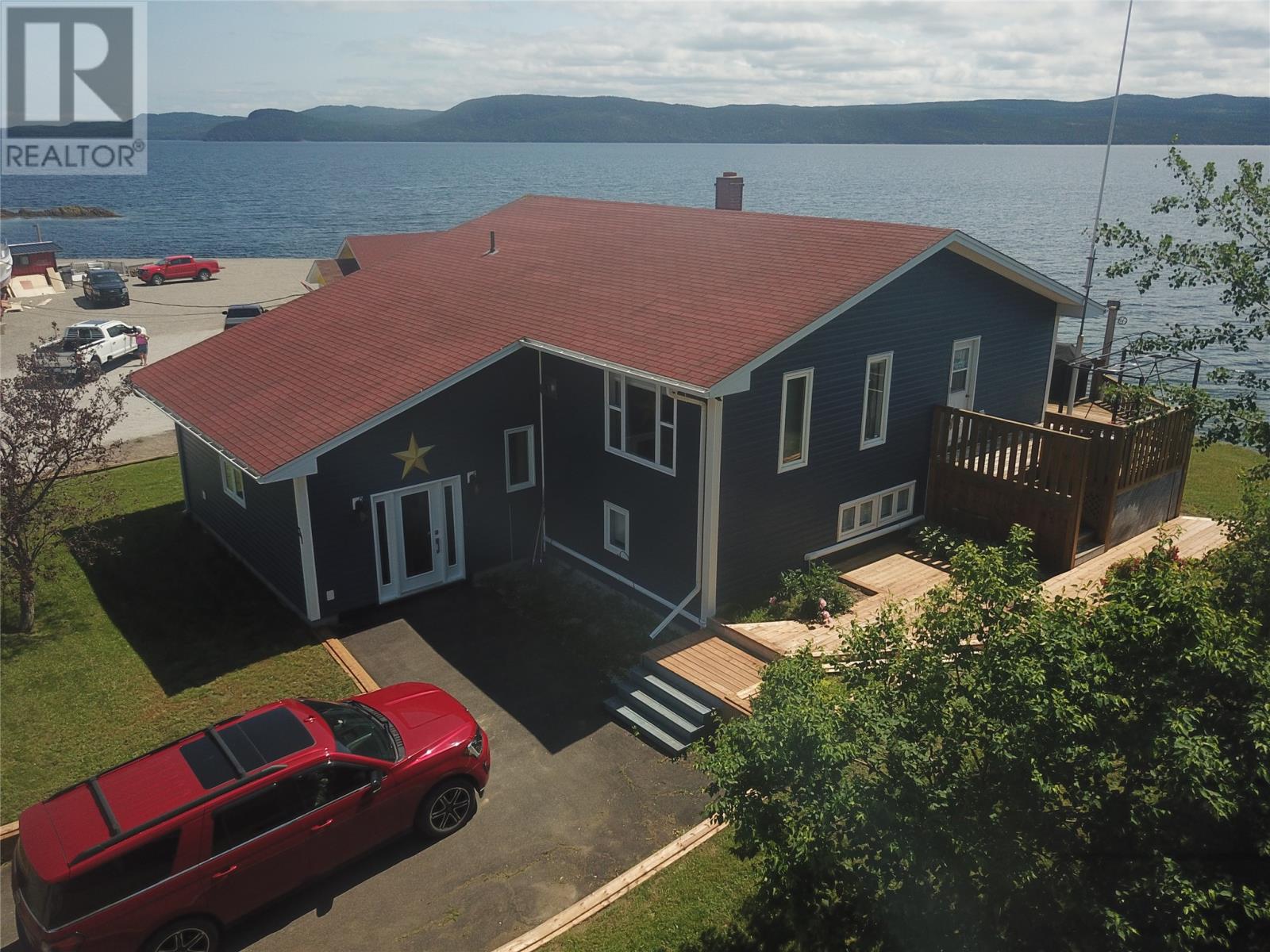 31 Poplar Street, Springdale, Newfoundland & Labrador