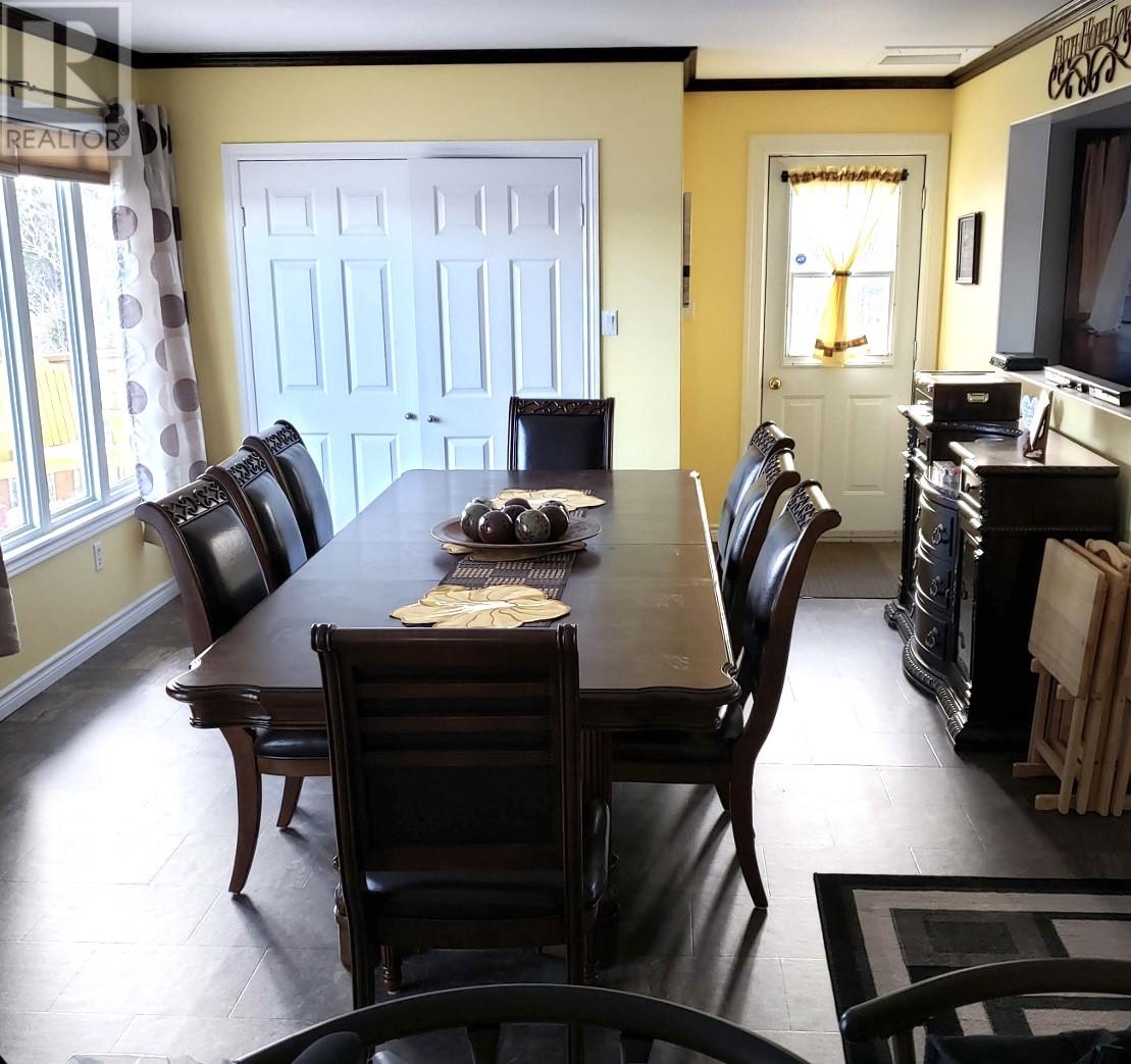 31 Poplar Street, Springdale, Newfoundland & Labrador  A0J 1T0 - Photo 8 - 1282080