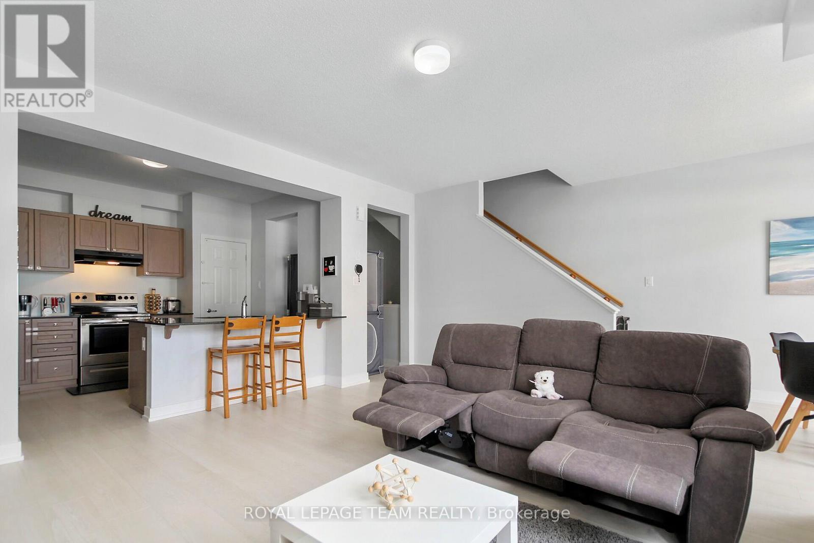 708 Chromite Private, Ottawa, Ontario  K2J 7J2 - Photo 2 - X12157762