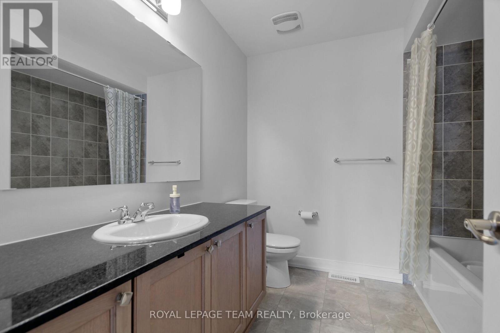 708 Chromite Private, Ottawa, Ontario  K2J 7J2 - Photo 30 - X12157762