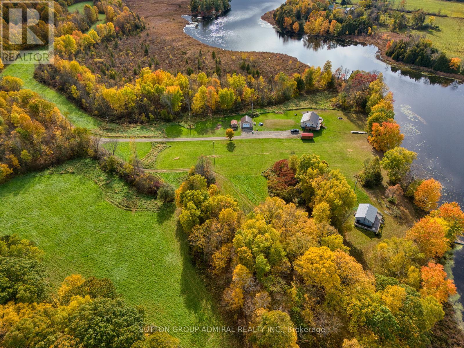 960 Kelsey Lane, Leeds And The Thousand Islands, Ontario  K0E 1N0 - Photo 10 - X12157786