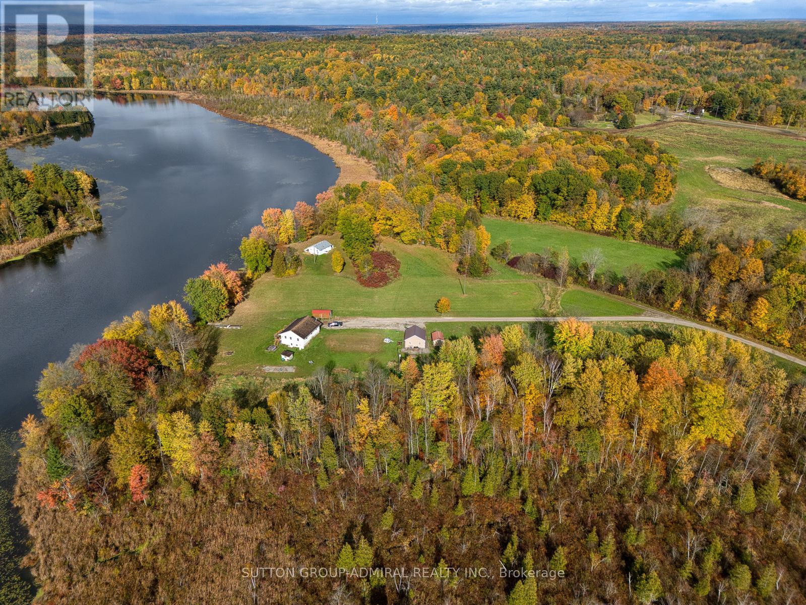 960 Kelsey Lane, Leeds And The Thousand Islands, Ontario  K0E 1N0 - Photo 13 - X12157786