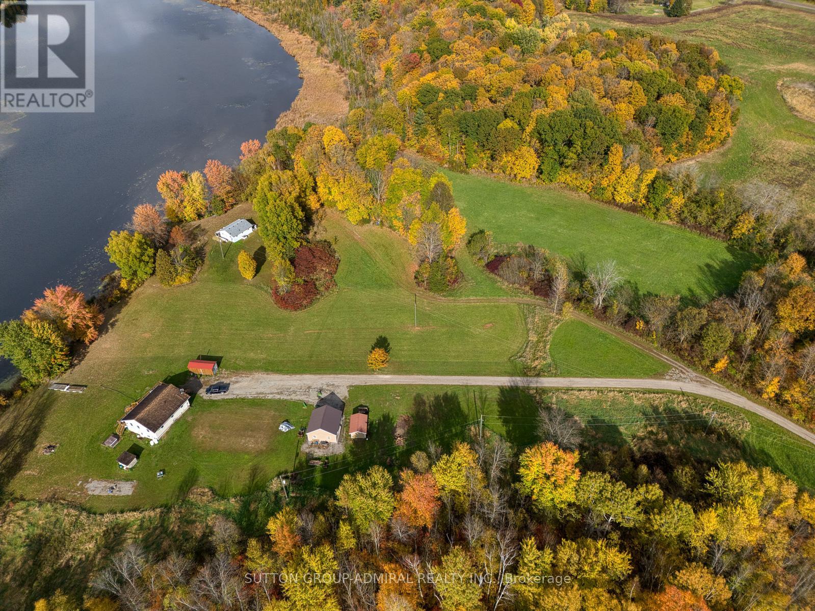 960 Kelsey Lane, Leeds And The Thousand Islands, Ontario  K0E 1N0 - Photo 17 - X12157786