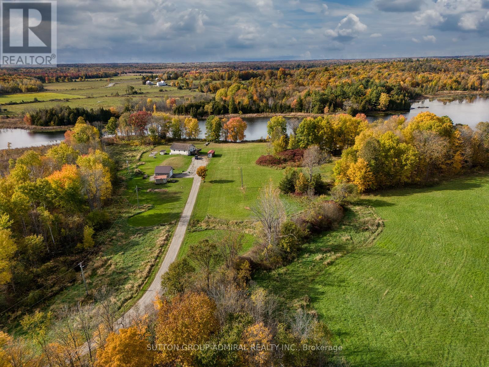 960 Kelsey Lane, Leeds And The Thousand Islands, Ontario  K0E 1N0 - Photo 18 - X12157786