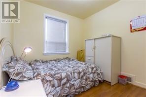 918 Islington (Main Flr) Avenue, Toronto, Ontario  M8Z 4P3 - Photo 9 - W12157095