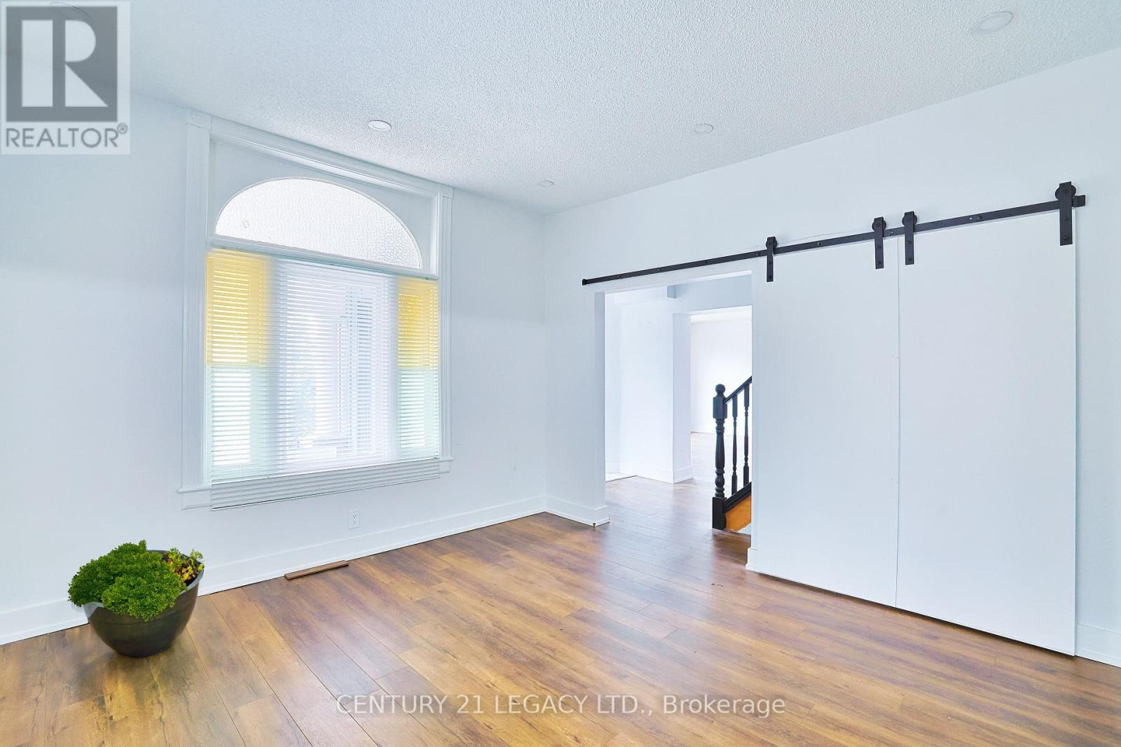 23 Lansdowne Street W, Huntsville, Ontario  P1H 1W1 - Photo 22 - X12151844
