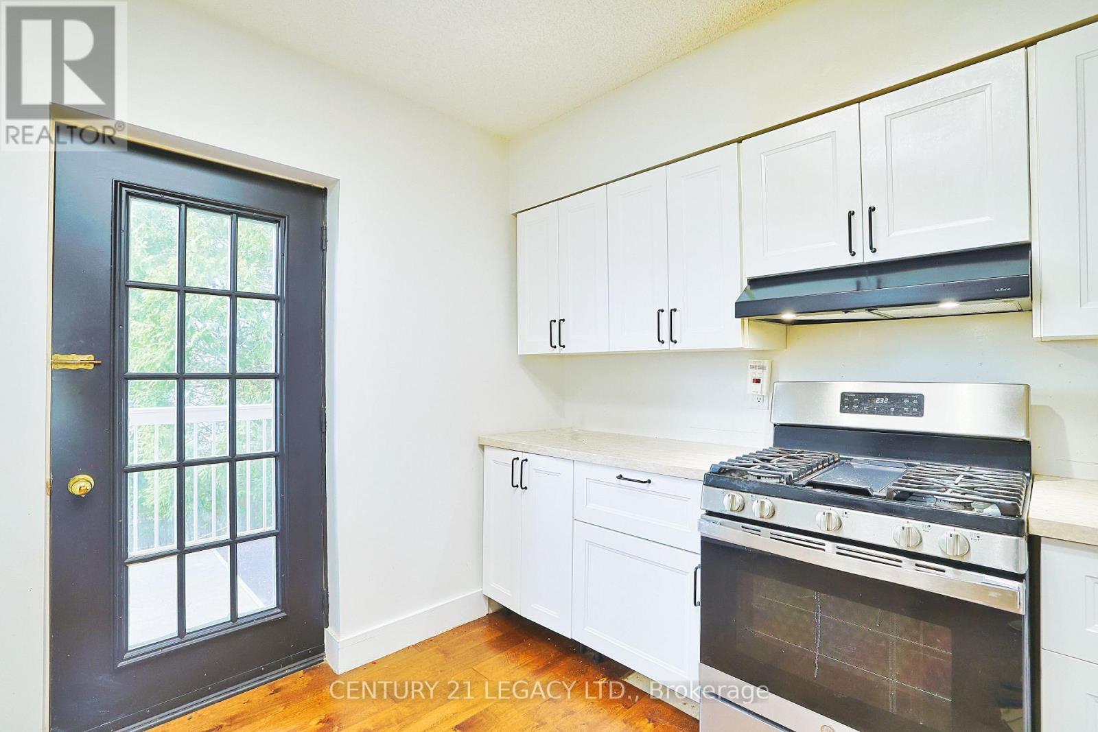 23 Lansdowne Street W, Huntsville, Ontario  P1H 1W1 - Photo 10 - X12151844