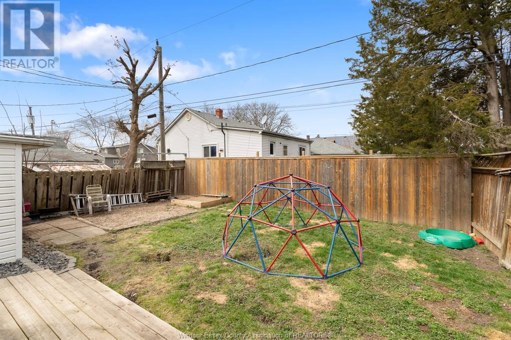826 Stanley, Windsor, Ontario  N9X 3B6 - Photo 35 - 25007583
