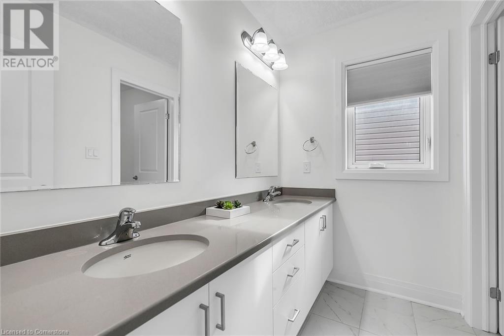 528 Nathalie Crescent, Kitchener, Ontario  N2E 0H8 - Photo 26 - 40721409