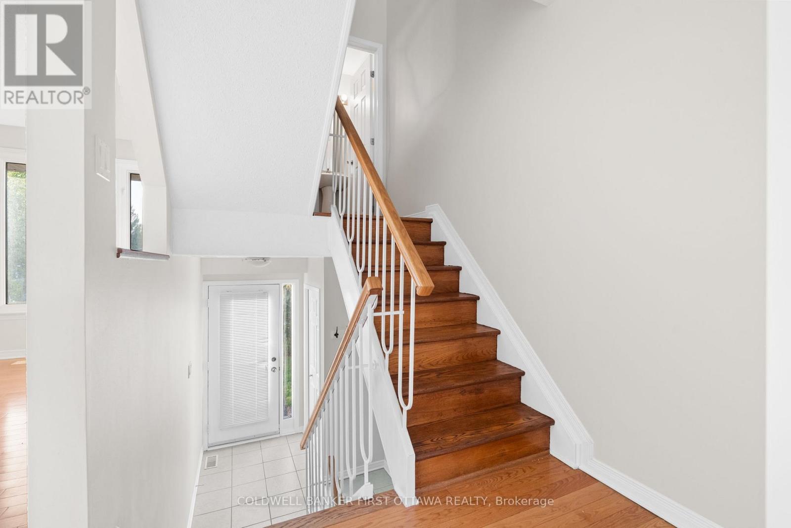 106 Monterey Drive, Ottawa, Ontario  K2H 7A8 - Photo 16 - X12157797