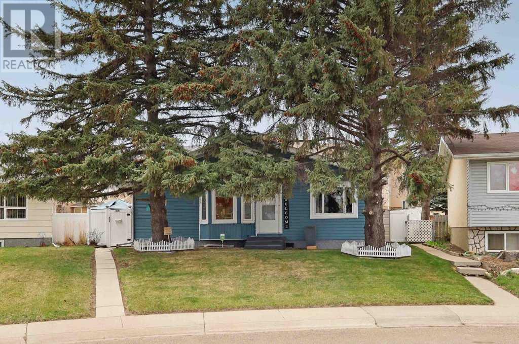 Property at 65 Eastbrook Drive E image 2