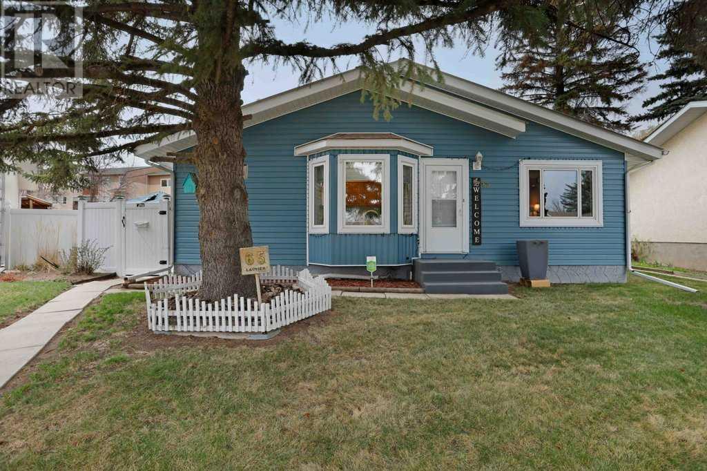 Property at 65 Eastbrook Drive E image 1