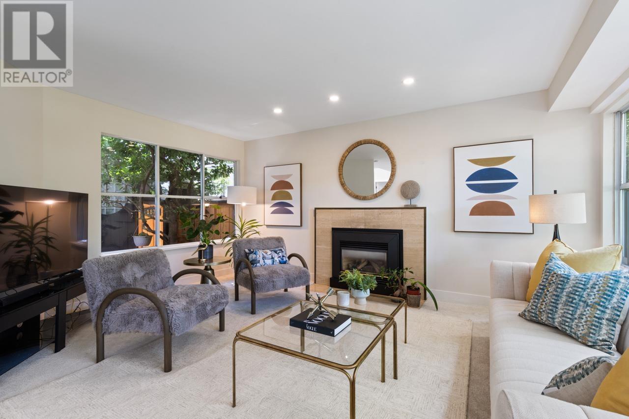 1876 W 11th Avenue, Vancouver, British Columbia  V6J 2C5 - Photo 2 - R3003957