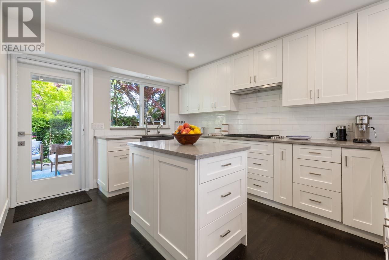 1876 W 11th Avenue, Vancouver, British Columbia  V6J 2C5 - Photo 8 - R3003957