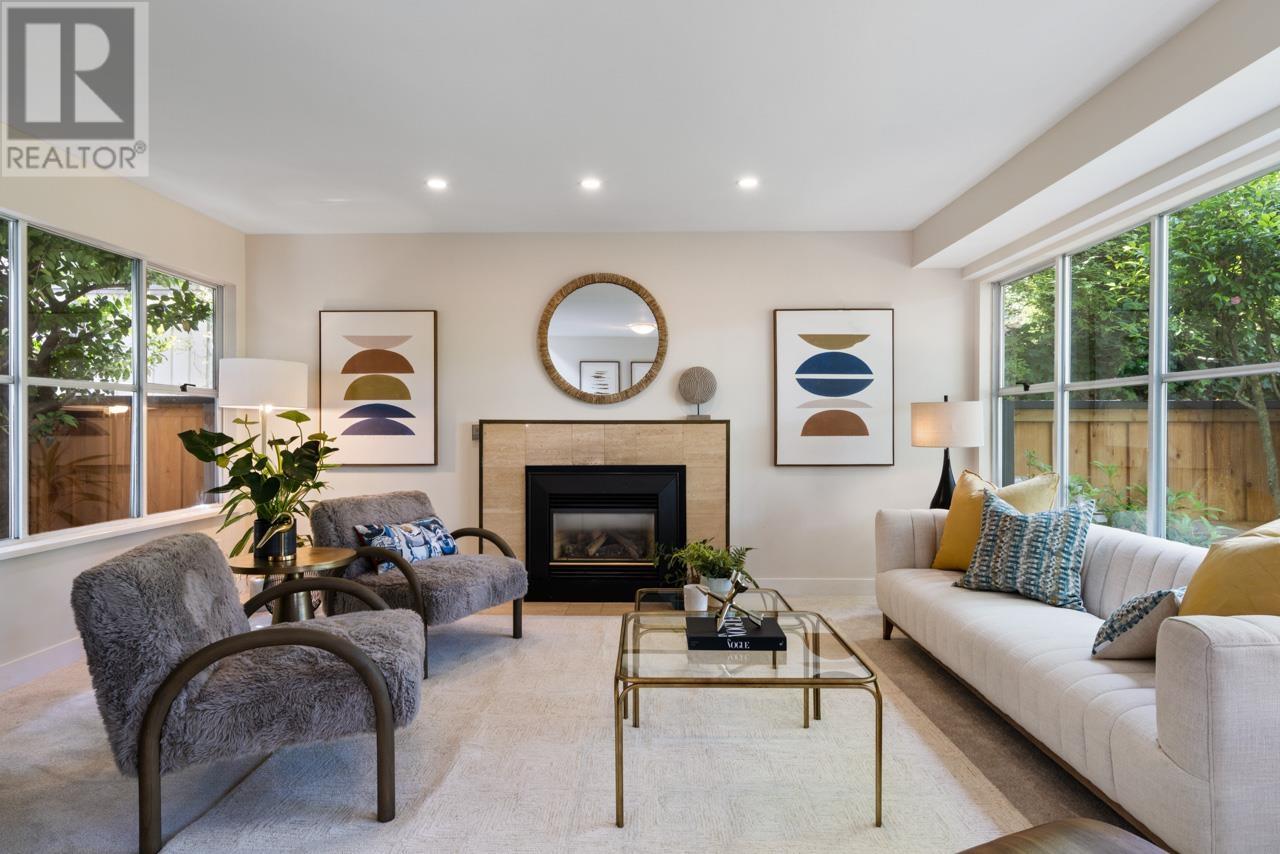 1876 W 11th Avenue, Vancouver, British Columbia  V6J 2C5 - Photo 1 - R3003957