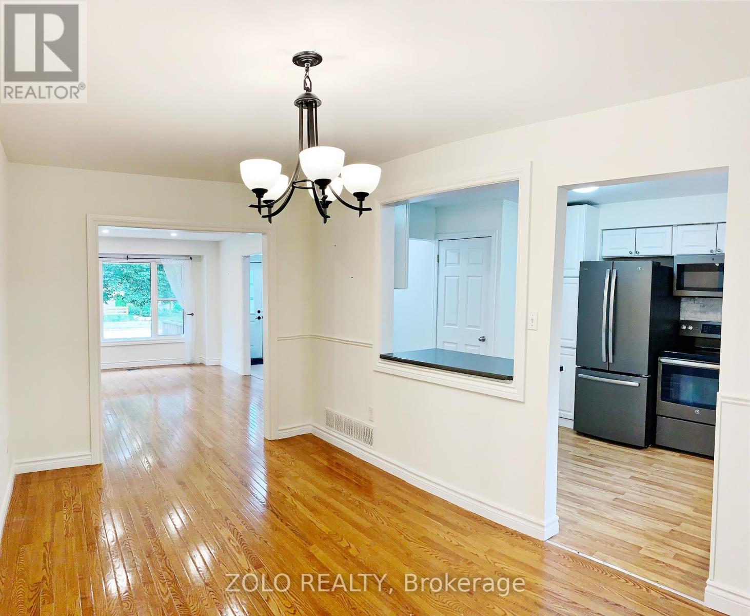 Main And Upper Unit Only - 576 Camelot Drive, Oshawa, Ontario  L1K 1K4 - Photo 3 - E12157835