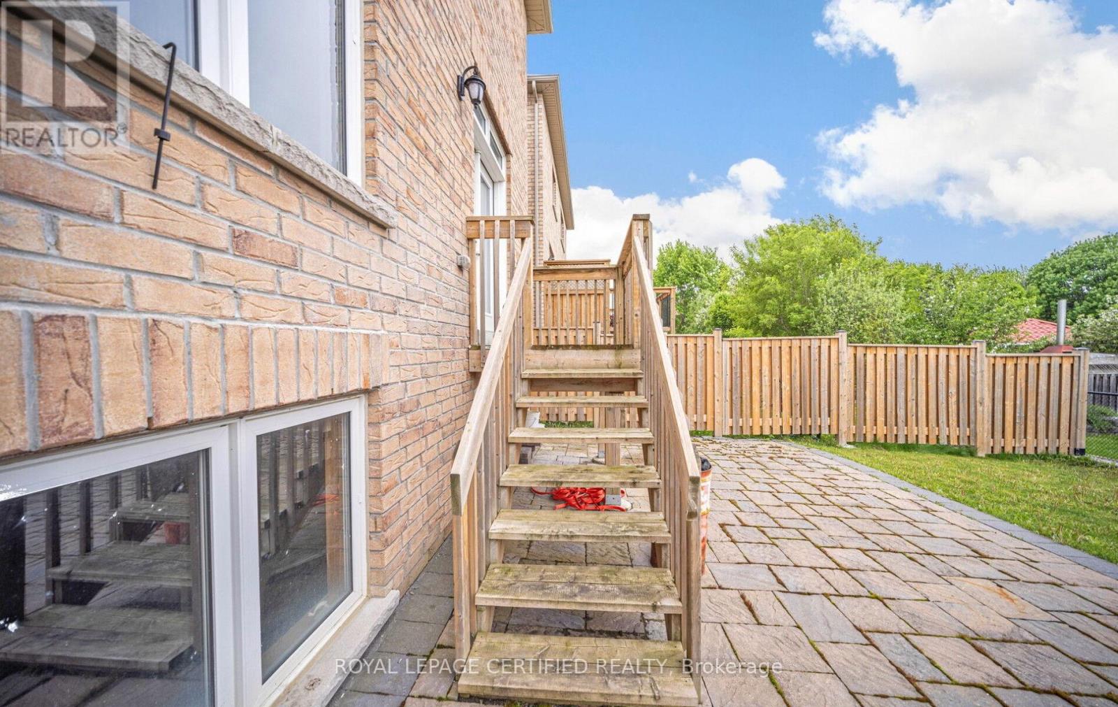 32 Cayton Crescent, Bradford West Gwillimbury, Ontario  L3Z 2A6 - Photo 45 - N12157818