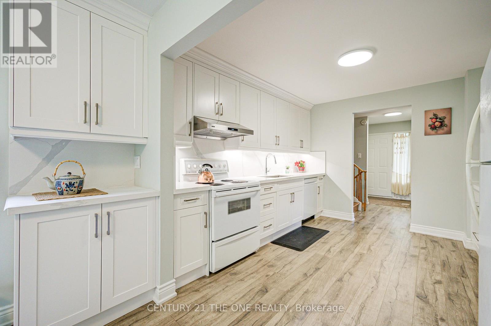 63 Kilpatrick Drive, East Gwillimbury, Ontario  L9N 1H7 - Photo 14 - N12157824