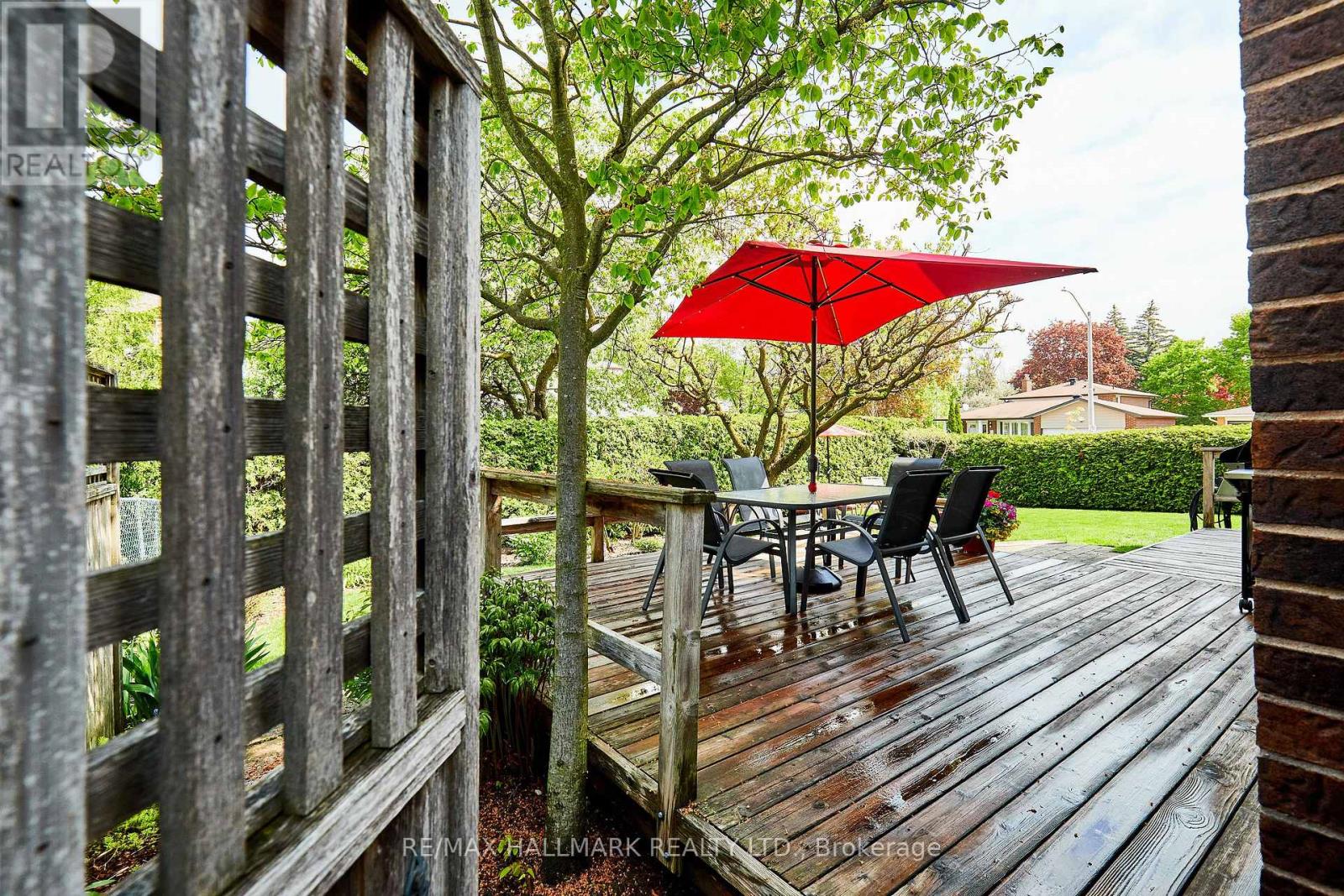11 Innis Crescent, Richmond Hill, Ontario  L4C 5K3 - Photo 39 - N12157834