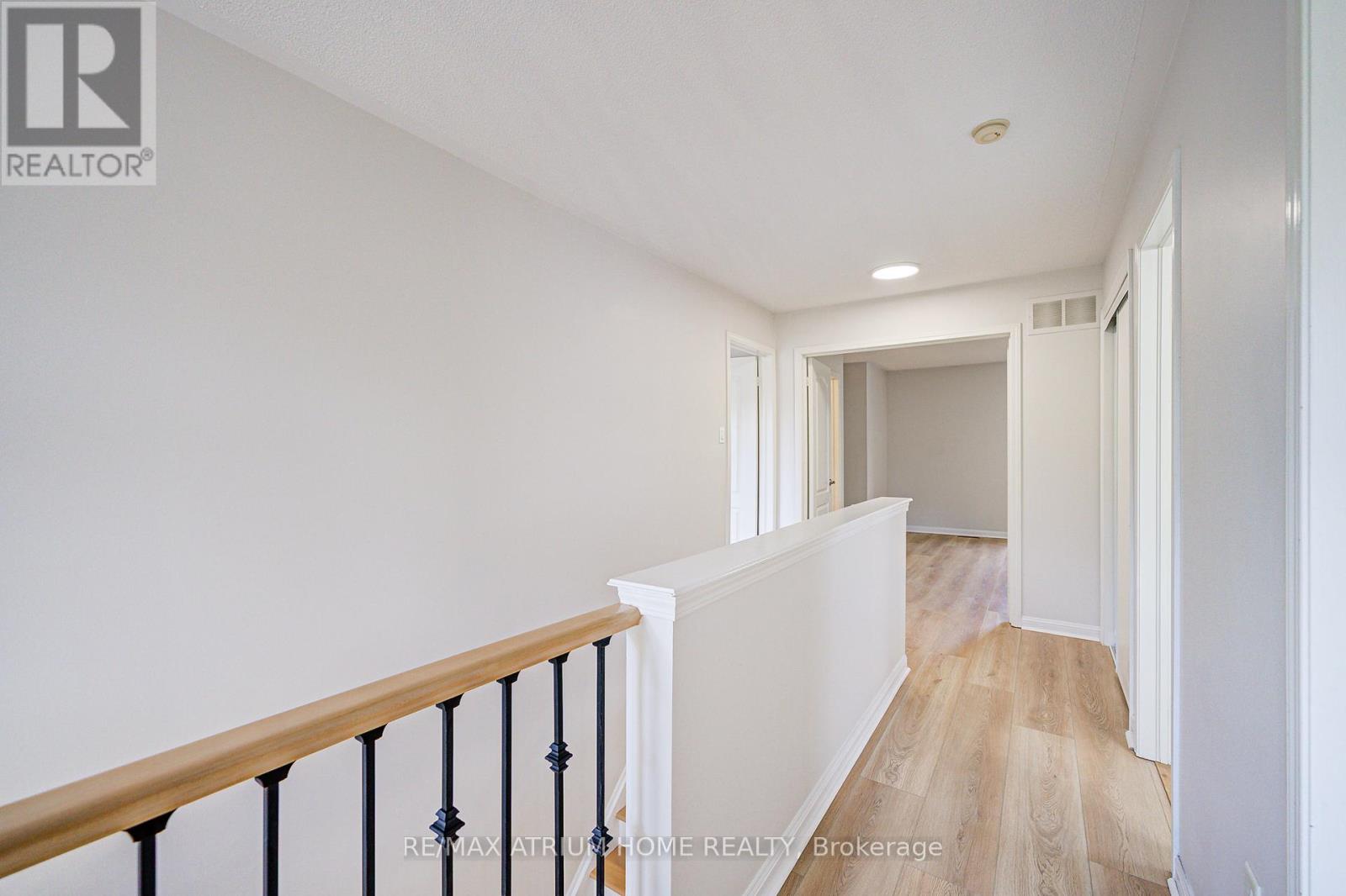 2293 Oakhaven Drive, Oakville, Ontario  L6M 3Y9 - Photo 16 - W12157811