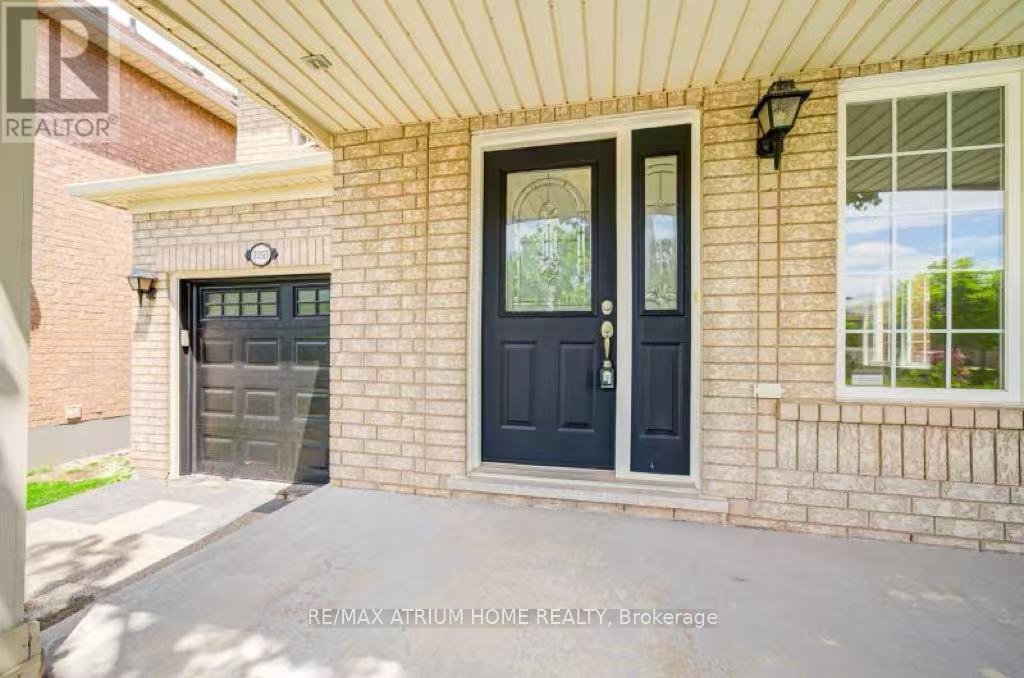 Property at 2293 OAKHAVEN DRIVE image 2