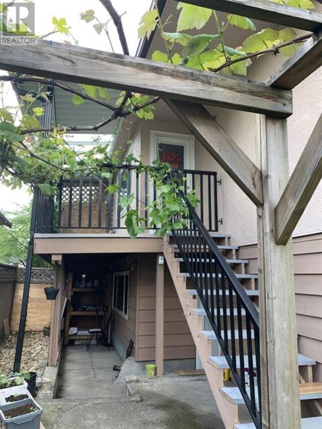 Listing Picture 25 of 26 : 7004 UNION STREET, Burnaby / 本拿比 - 魯藝地產 Yvonne Lu Group - MLS Medallion Club Member