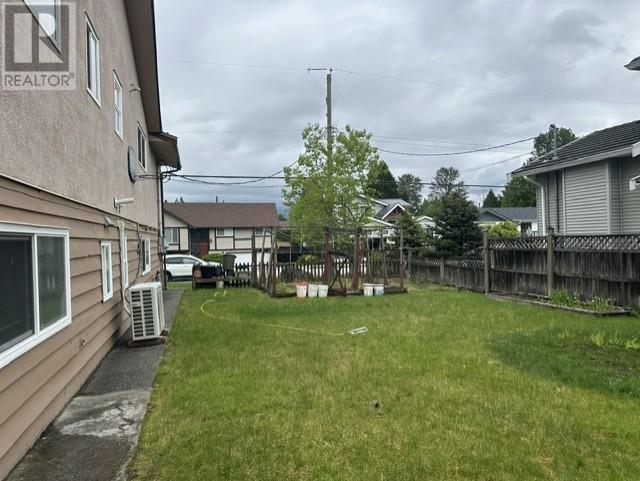 Listing Picture 24 of 26 : 7004 UNION STREET, Burnaby / 本拿比 - 魯藝地產 Yvonne Lu Group - MLS Medallion Club Member