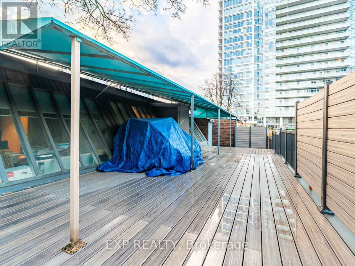 188 Avenue Road, Toronto (Annex), Ontario  M5R 2J1 - Photo 13 - C12157842