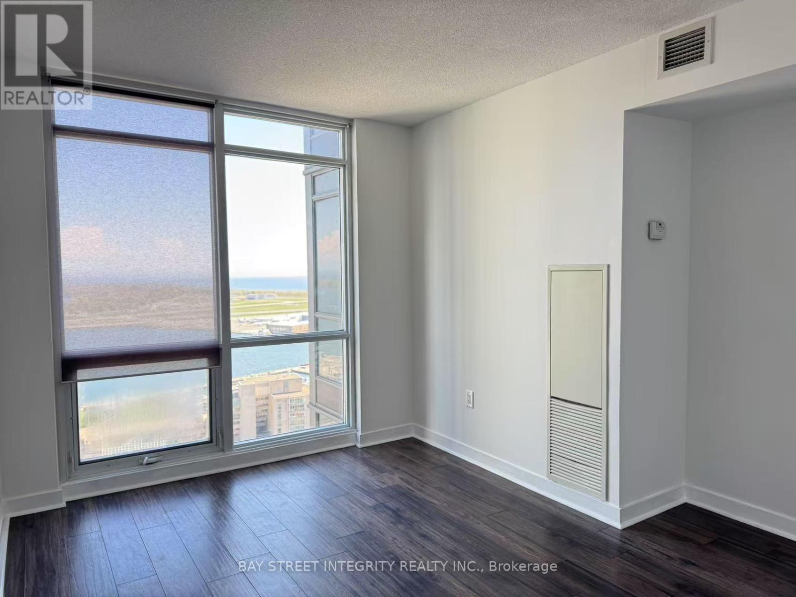 3511 - 15 Fort York Boulevard, Toronto (Waterfront Communities), Ontario  M5V 3Y4 - Photo 8 - C12157845