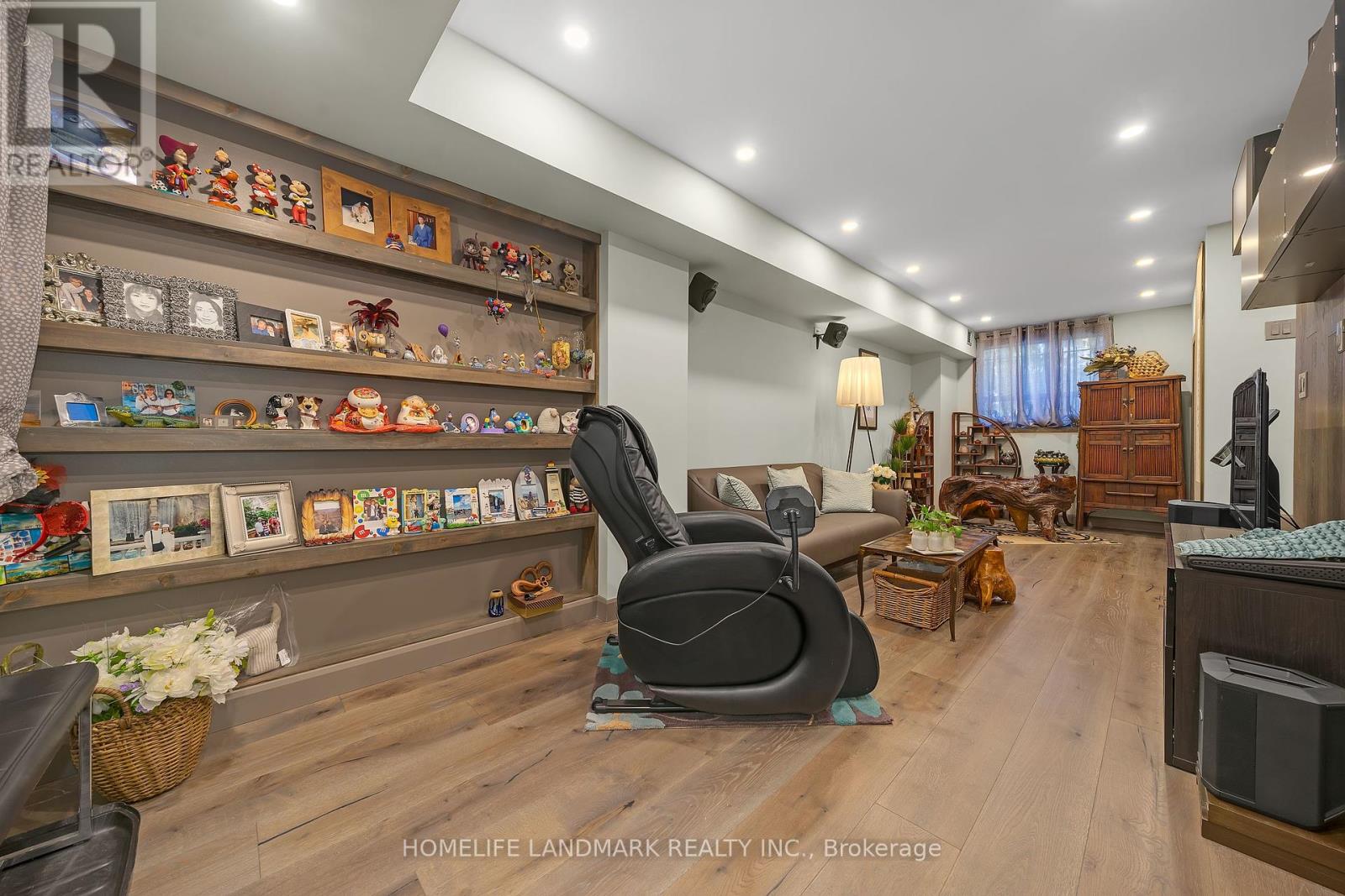 1 - 21 Dundonald Street, Toronto (Church-Yonge Corridor), Ontario  M4Y 1K3 - Photo 10 - C12157854