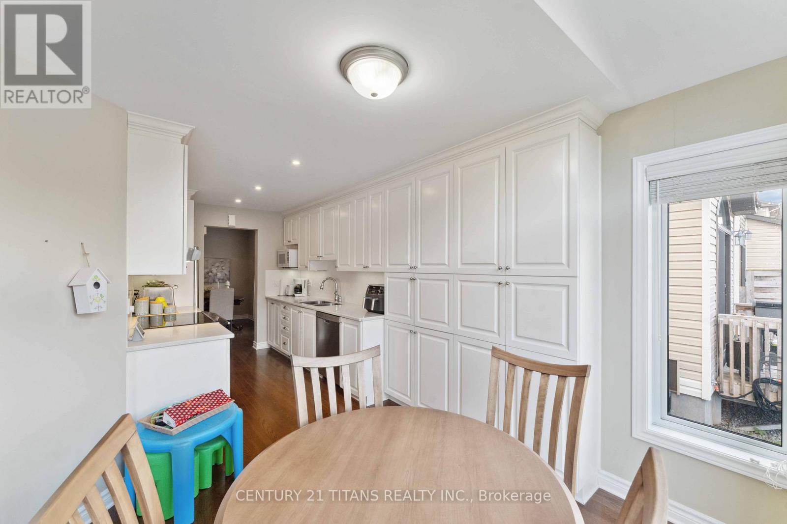 812 Ashenvale Way, Ottawa, Ontario  K4A 0R3 - Photo 20 - X12157847